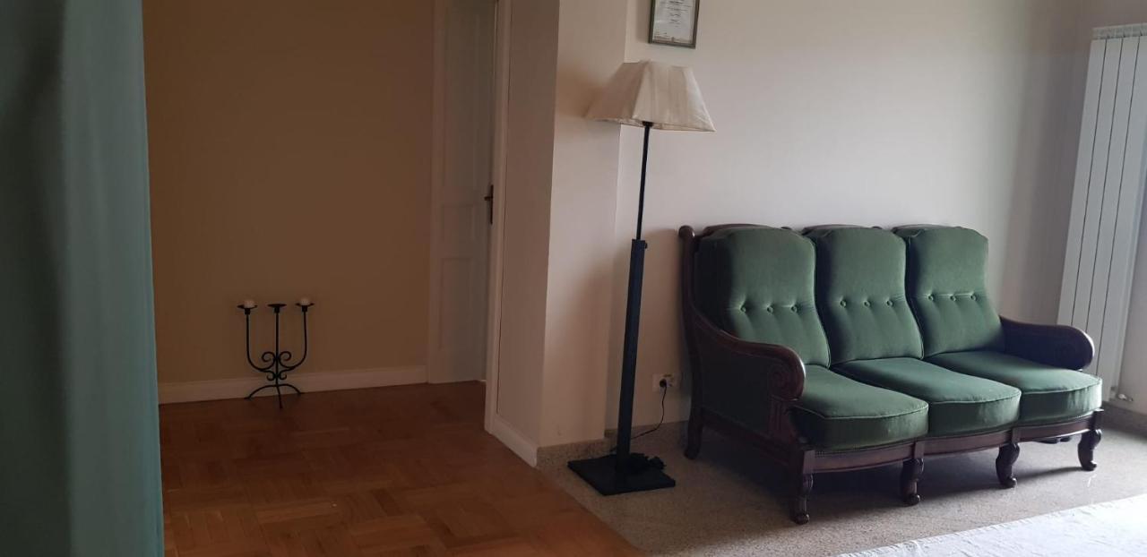 Pensiunea Groza Târgu Jiu Exteriör bild