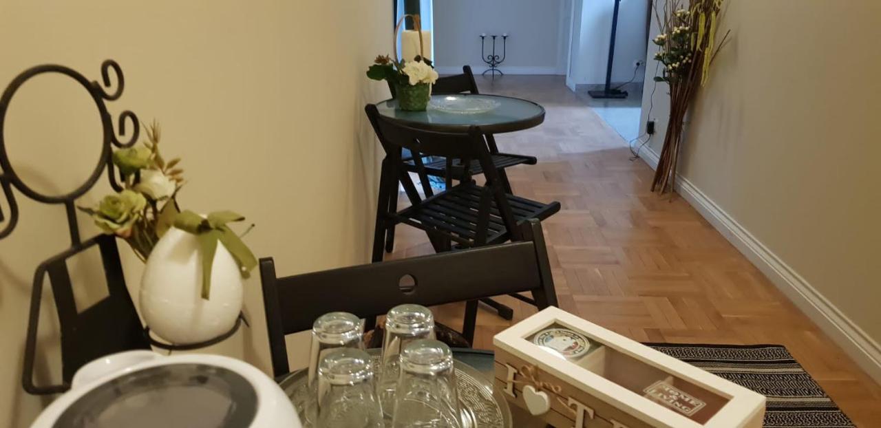 Pensiunea Groza Târgu Jiu Exteriör bild